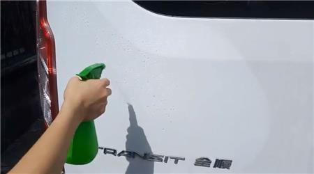 車貼的安裝方法、流程及注意事項(xiàng)的濕貼法