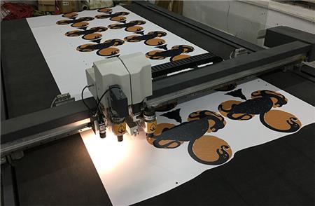 私家車身廣告噴繪制作
