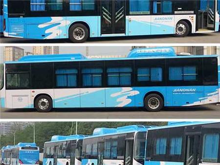 公交車身廣告