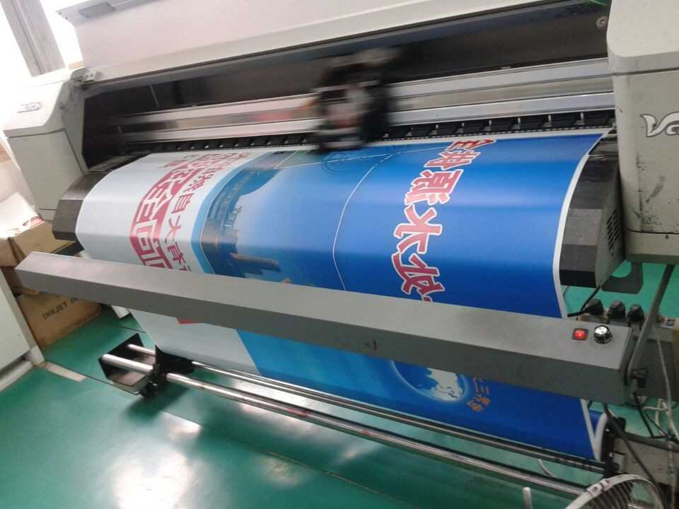 噴繪360公司在競(jìng)爭(zhēng)激烈廣告行業(yè)中蓬勃發(fā)展