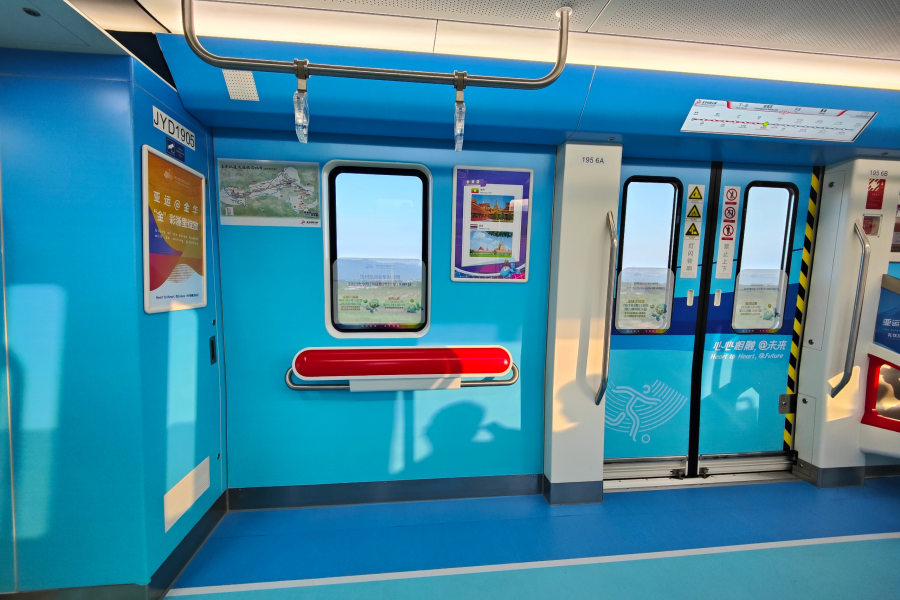 車身廣告